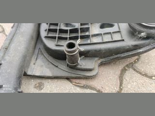 bontott TOYOTA AYGO Légszűrő Ház