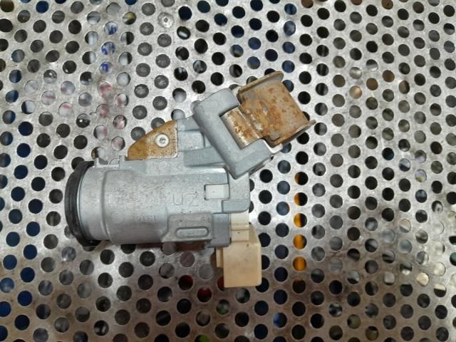 bontott TOYOTA AYGO Gyújtáskapcsoló