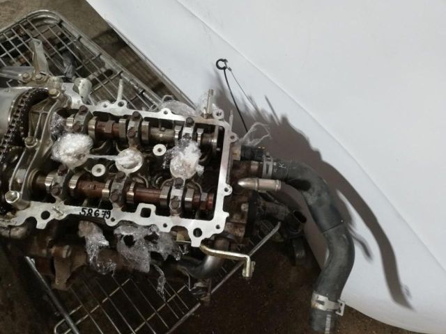 bontott TOYOTA AYGO Hengerfej