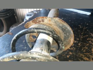 bontott TOYOTA AYGO Jobb első Gólyaláb (Lengécsillapító, Rugó)