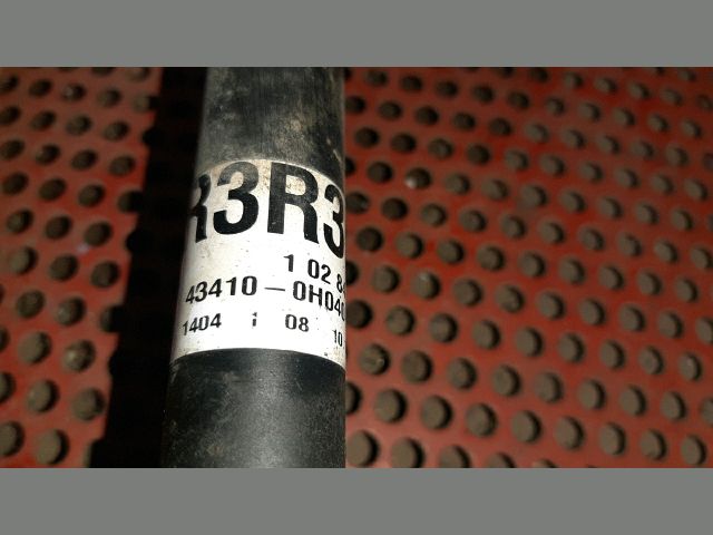 bontott TOYOTA AYGO Jobb Féltengely