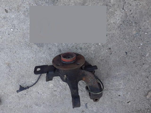 bontott TOYOTA AYGO Bal első Csonkállvány Kerékaggyal