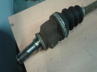 bontott TOYOTA AYGO Bal Féltengely