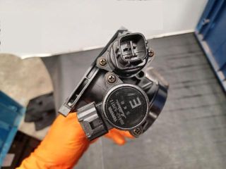 bontott TOYOTA AYGO Fojtószelep (Elektromos)