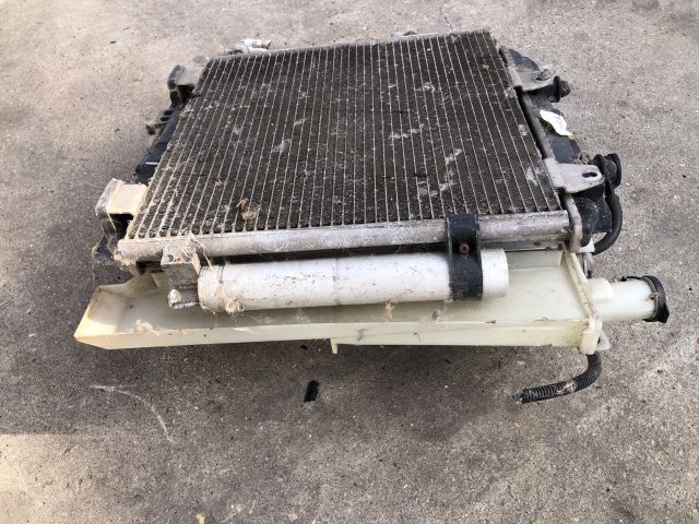 bontott TOYOTA AYGO Hűtő Ventilátor(ok), Radiátor(ok) Szett