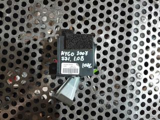 bontott TOYOTA AYGO Immobilizer Elektronika