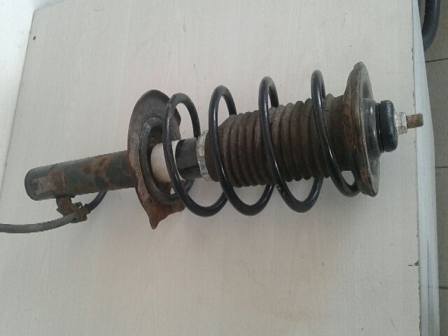 bontott TOYOTA AYGO Jobb első Gólyaláb (Lengécsillapító, Rugó)