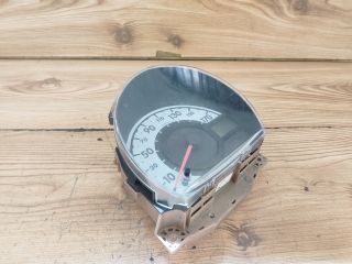 bontott TOYOTA AYGO Kilométeróra