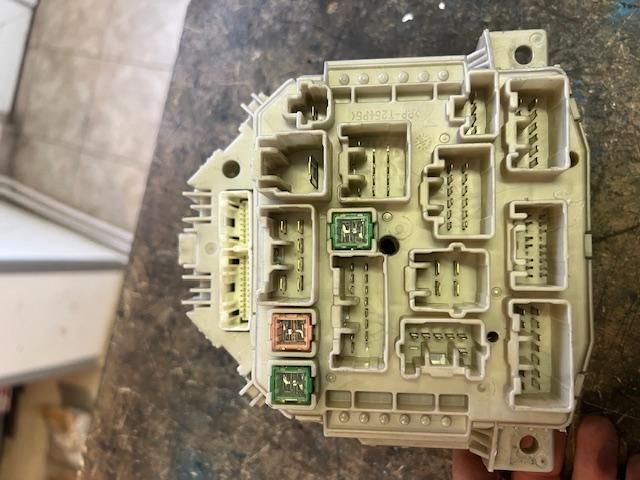 bontott TOYOTA AYGO Kilométeróra