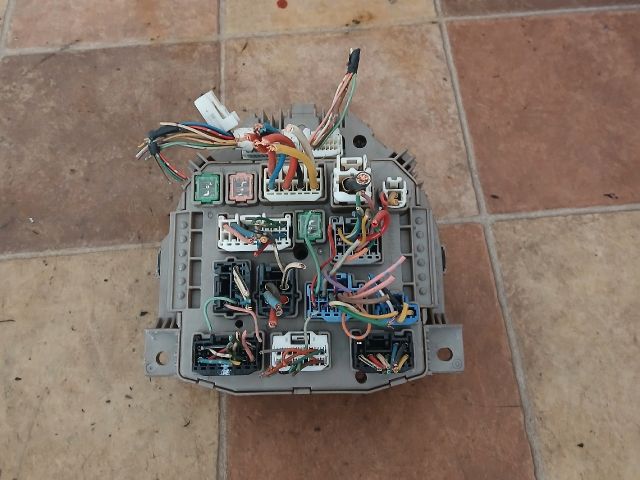 bontott TOYOTA AYGO Kilométeróra