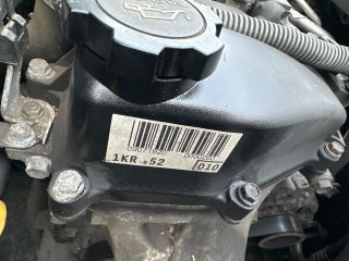 bontott TOYOTA AYGO Motor (Fűzött blokk hengerfejjel)