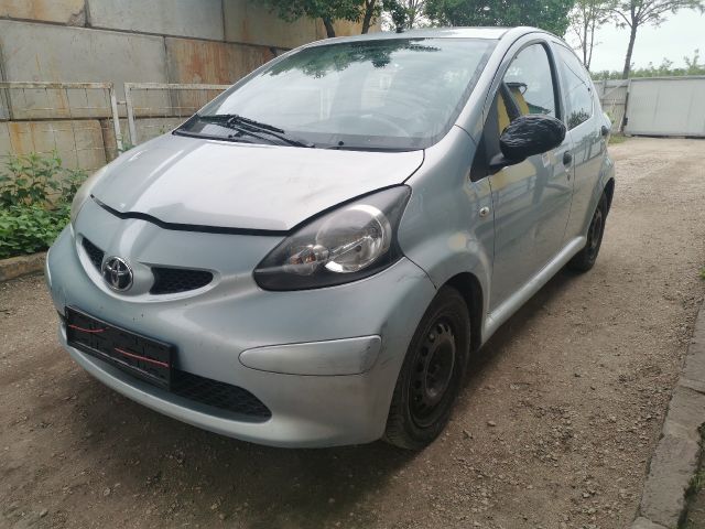 bontott TOYOTA AYGO Motor (Fűzött blokk hengerfejjel)