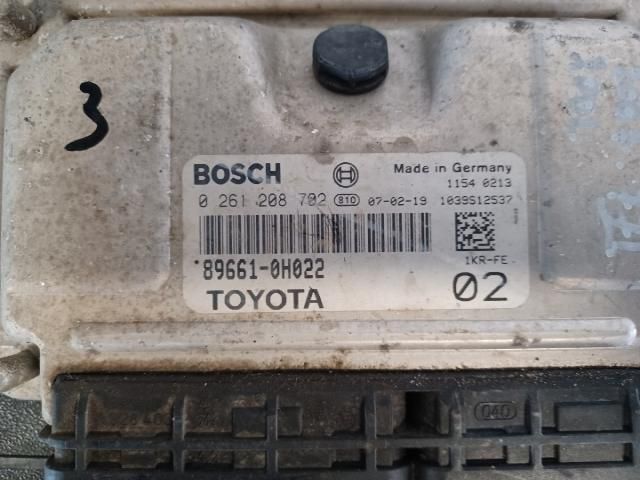 bontott TOYOTA AYGO Motorvezérlő