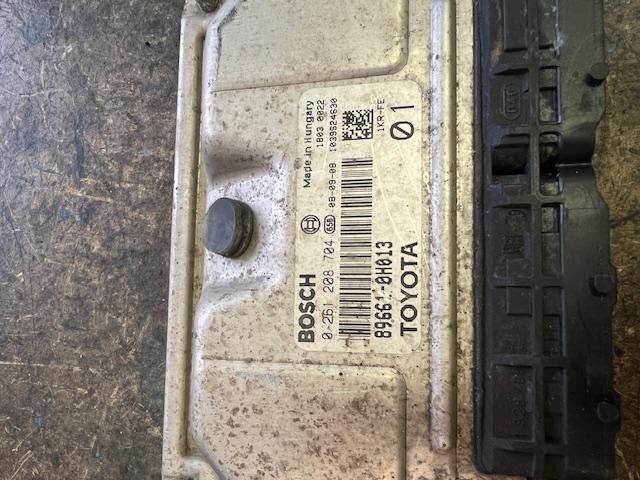 bontott TOYOTA AYGO Motorvezérlő