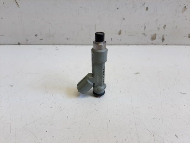 bontott TOYOTA AYGO Porlasztó (1 db)