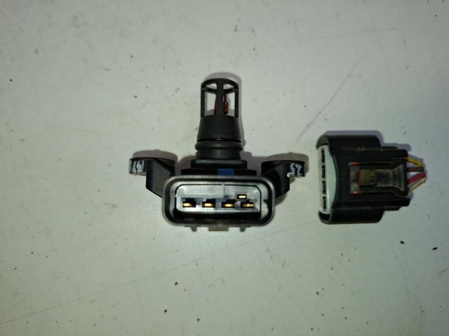 bontott TOYOTA AYGO Szívócső Nyomásérzékelő