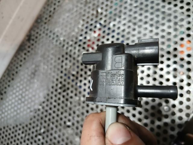 bontott TOYOTA AYGO Lefújószelep