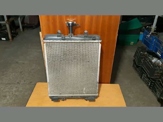 bontott TOYOTA AYGO Vízhűtő Radiátor (Nem klímás)