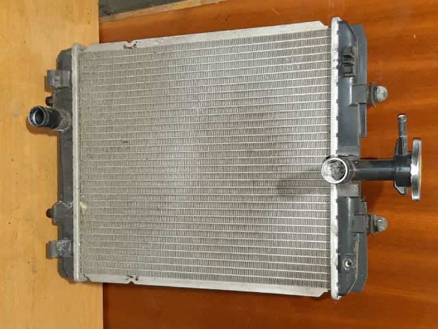 bontott TOYOTA AYGO Vízhűtő Radiátor (Nem klímás)