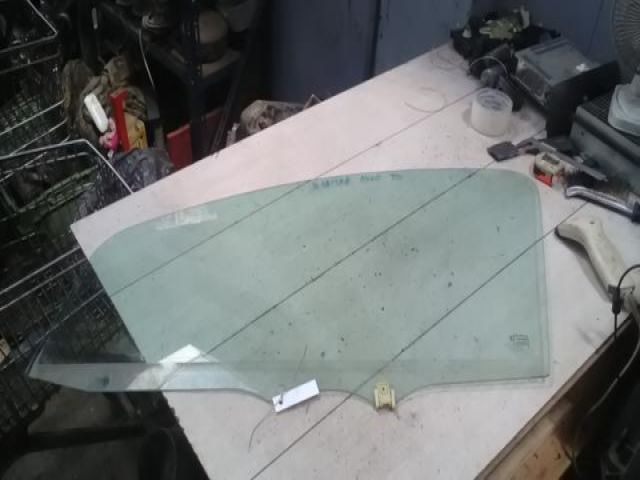 bontott TOYOTA AYGO Bal első Ablak