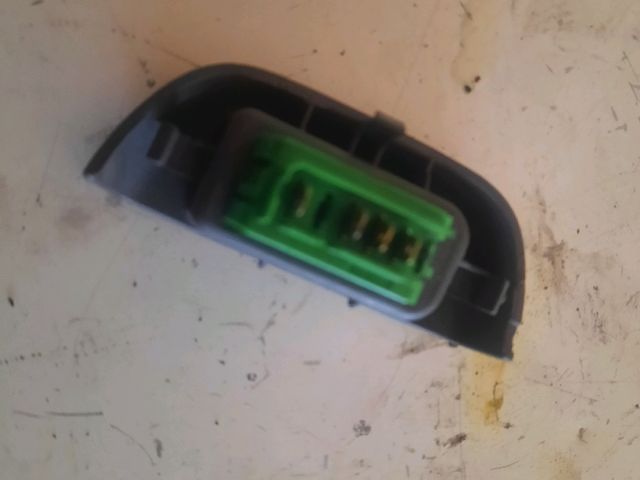 bontott TOYOTA AYGO Bal első Ablakemelő Kapcsoló