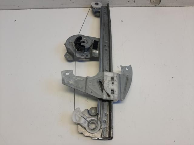 bontott TOYOTA AYGO Bal első Ablakemelő Szerkezet (Elektromos)