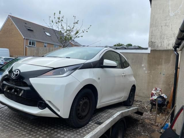 bontott TOYOTA AYGO Bal első Ajtó (Üres lemez)
