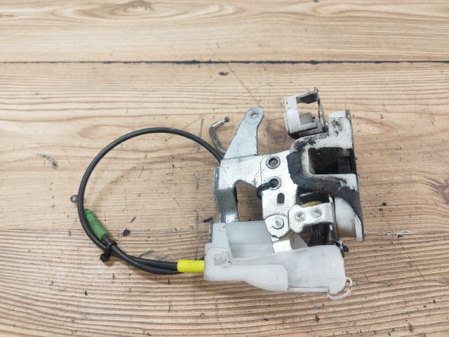 bontott TOYOTA AYGO Bal első Ajtózár