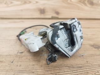 bontott TOYOTA AYGO Bal első Ajtózár