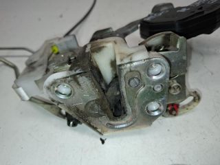 bontott TOYOTA AYGO Bal első Ajtózár