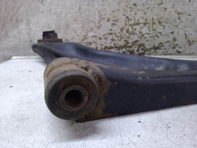 bontott TOYOTA AYGO Bal első Alsó Lengőkar