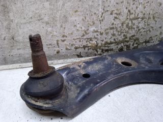 bontott TOYOTA AYGO Bal első Alsó Lengőkar