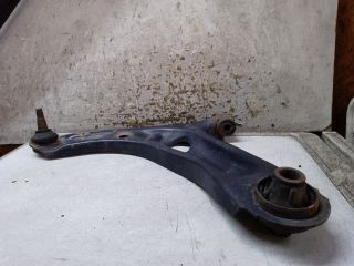 bontott TOYOTA AYGO Bal első Alsó Lengőkar