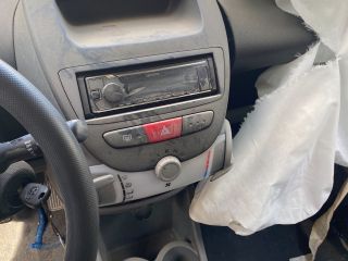 bontott TOYOTA AYGO Bal első Biztonsági Öv Csat