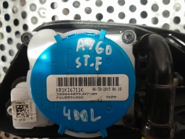 bontott TOYOTA AYGO Bal első Biztonsági Öv