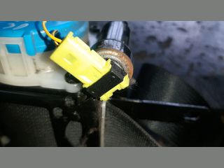 bontott TOYOTA AYGO Bal első Biztonsági Öv