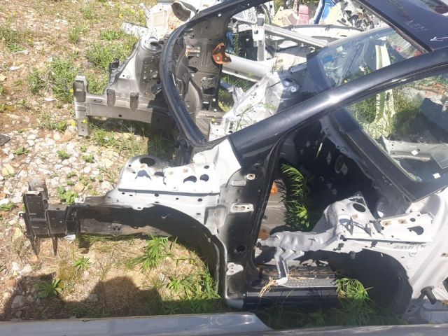 bontott TOYOTA AYGO Bal első Negyed Karosszéria Csomag