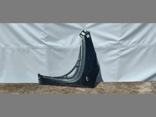 bontott TOYOTA AYGO Bal első Sárvédő