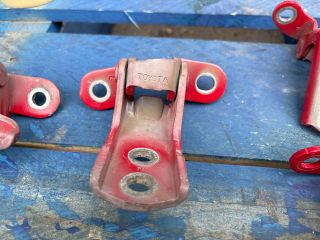 bontott TOYOTA AYGO Bal első Zsanér