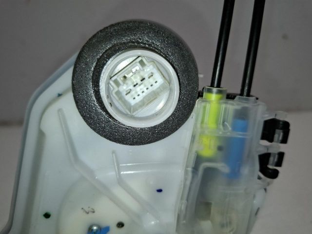 bontott TOYOTA AYGO Bal hátsó Ajtózár