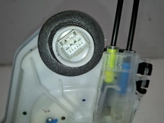 bontott TOYOTA AYGO Bal hátsó Ajtózár