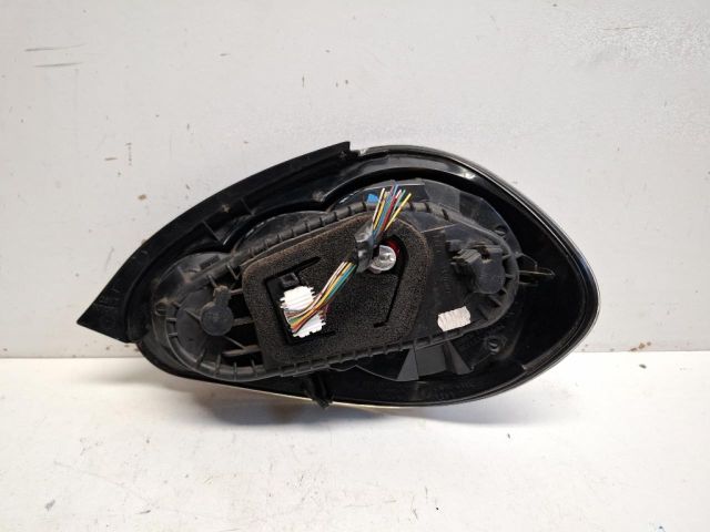 bontott TOYOTA AYGO Bal Hátsó Lámpa