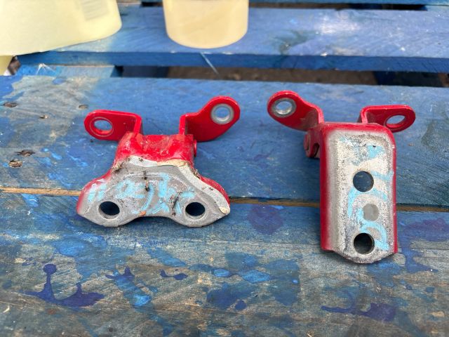 bontott TOYOTA AYGO Bal hátsó Zsanér