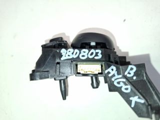 bontott TOYOTA AYGO Bal Multikormány Kapcsoló