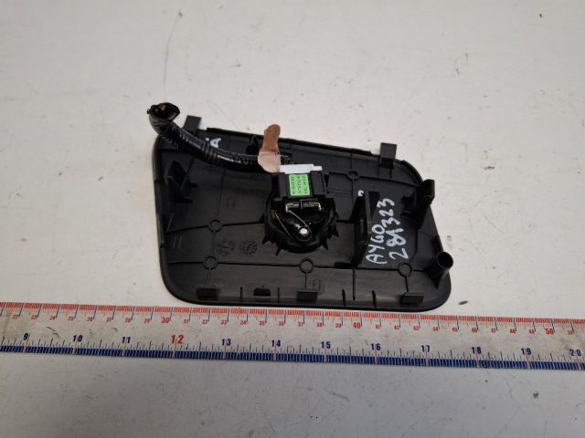 bontott TOYOTA AYGO Bal Műszerfal Hangszóró