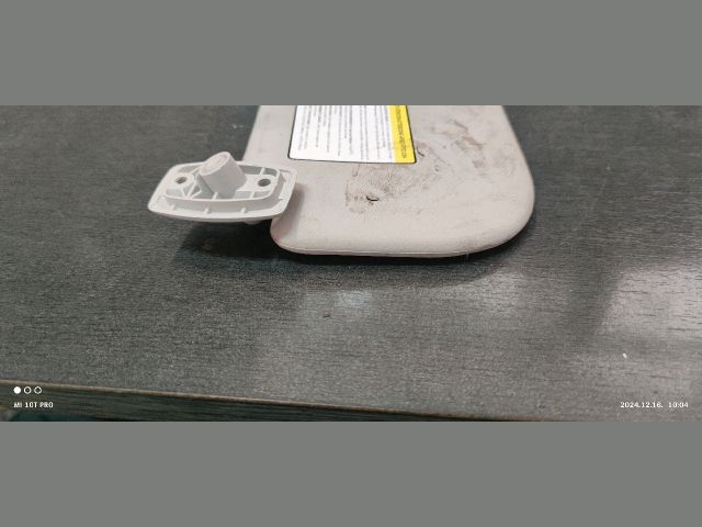 bontott TOYOTA AYGO Bal Napellenző