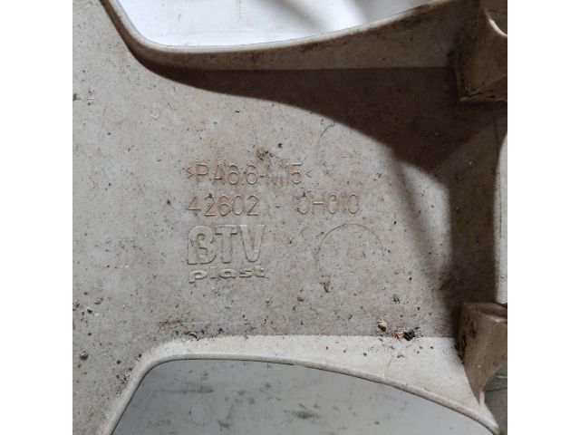 bontott TOYOTA AYGO Dísztárcsa (1 db)