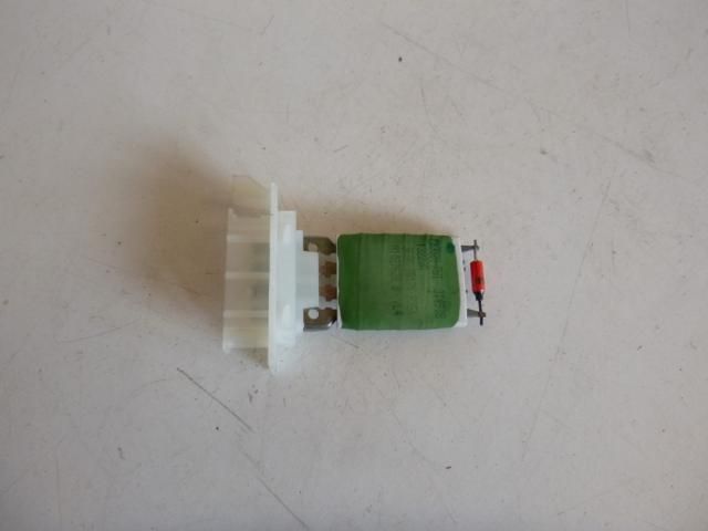 bontott TOYOTA AYGO Előtét Ellenállás Fűtőmotor