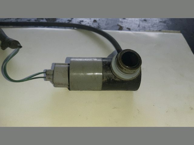 bontott TOYOTA AYGO Első Ablakmosó Szivattyú