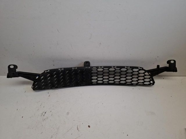 bontott TOYOTA AYGO Első Lökhárító Alsó Középső Díszrács